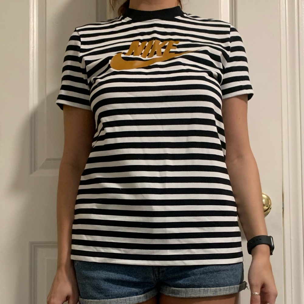 Nike T-Shirt. Never worn